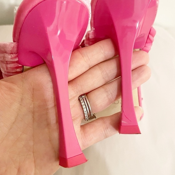 Jimmy Choo Flaca 100mm Velvet Bow Heels - Picture 10 of 11